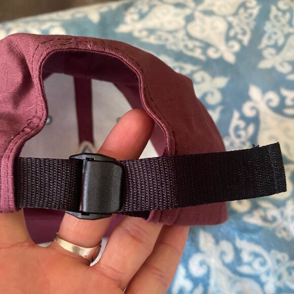 NEW Redington Adjustable Strap Maroon Hat - Picture 3 of 3